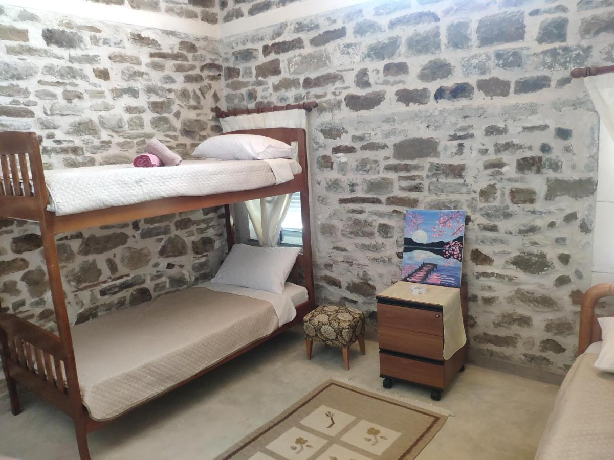 Stone House Vila Kelcyre Exterior foto