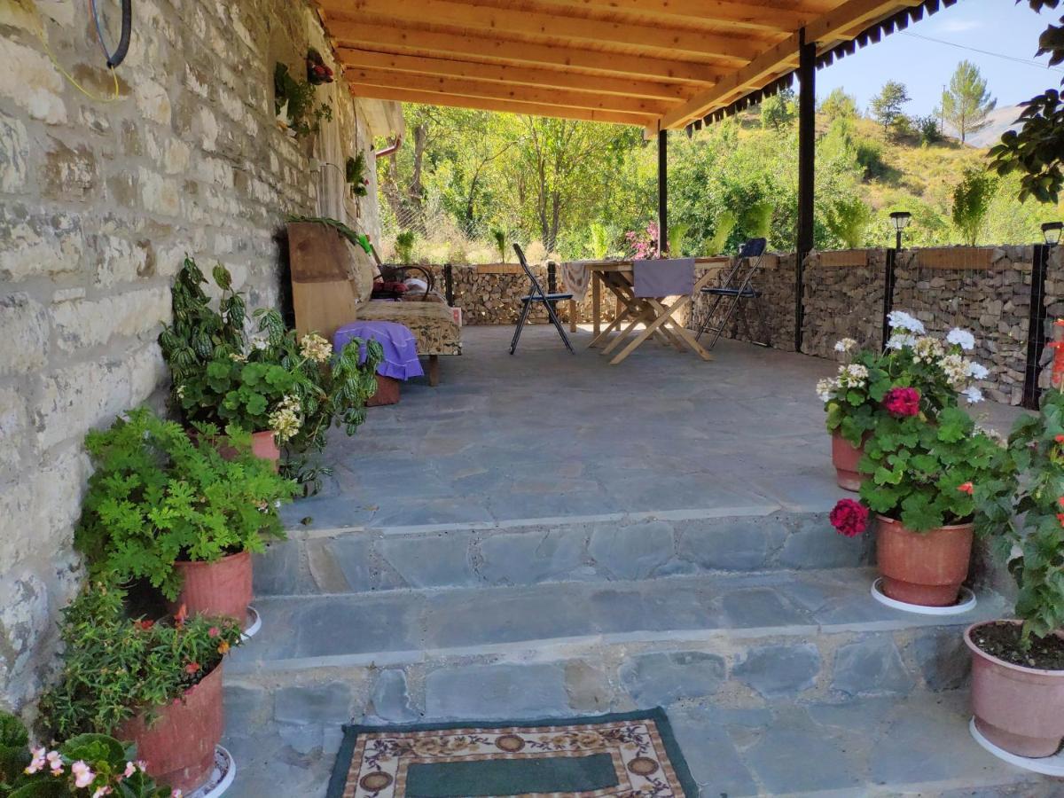 Stone House Vila Kelcyre Exterior foto