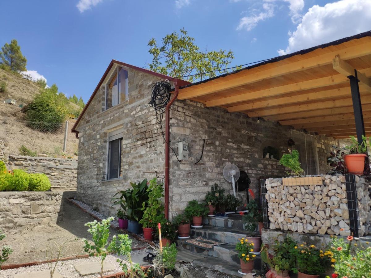 Stone House Vila Kelcyre Exterior foto