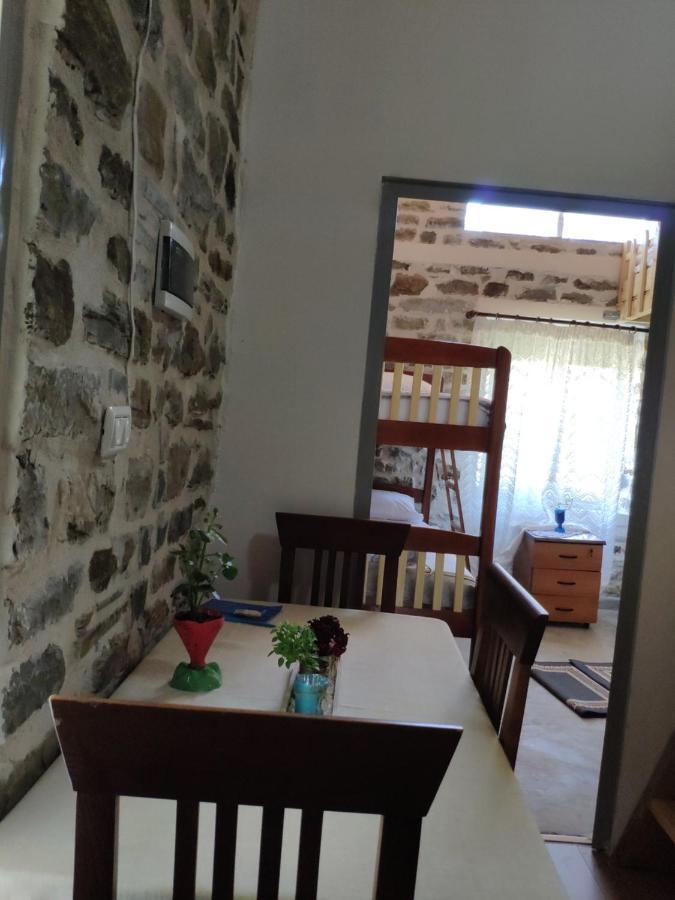 Stone House Vila Kelcyre Exterior foto