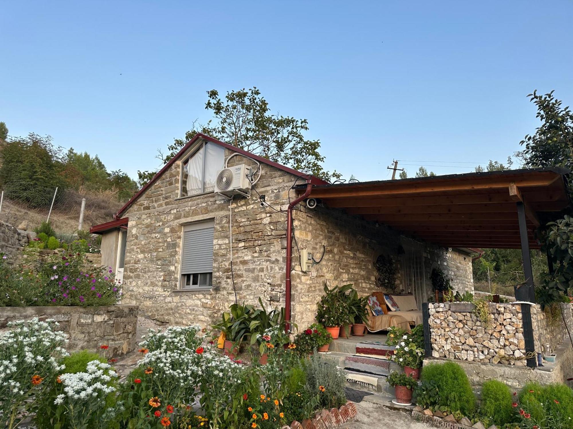 Stone House Vila Kelcyre Exterior foto